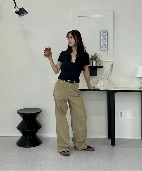 ANOLORCODE WOMAN(アナルロコード ウーマン)の「インシションラインコットンパンツ(3color)(その他パンツ・レディース・アイボリー/ベージュ/ブラック・SMALL/MEDIUM/LARGE)」の10枚目の写真
