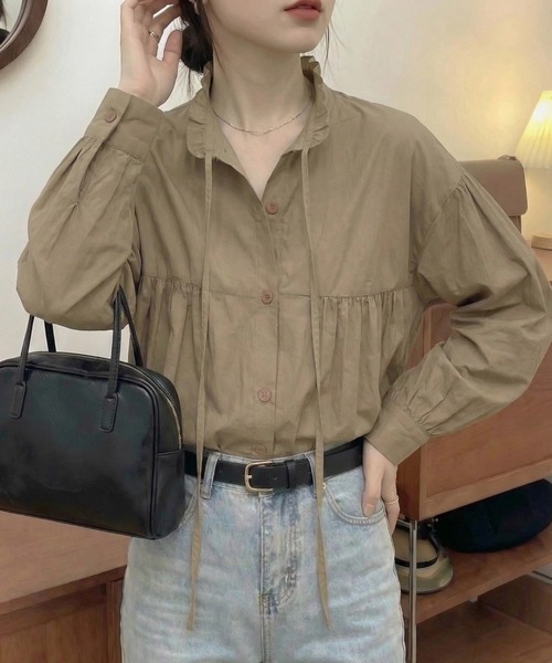 cammie(キャミー)の「デザインブラウス(シャツ/ブラウス・レディース・ベージュ/ホワイト・M/L)」の2枚目の写真