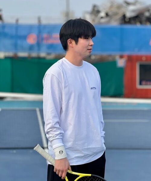 DOLPHIN WAVE APPAREL（ドルフィンウェーブアパレル）の「ドルフィンアーチロゴロングスリーブTシャツライトカーキ（Tシャツ/カットソー・メンズ・その他・MEDIUM/LARGE/X-LARGE）」の4枚目の写真