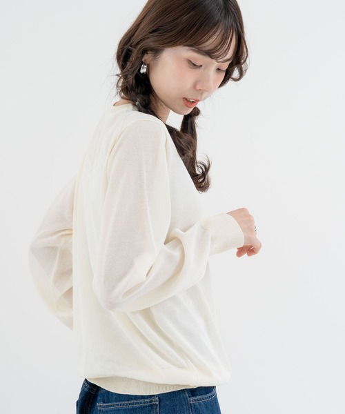 ANNA LUNA(アンナルナ)の「【ANNA LUNA】きらめきを纏う大人の シアー カーデ(カーディガン/ボレロ・レディース・ブラック/オフホワイト/グレー・MEDIUM)」の5枚目の写真