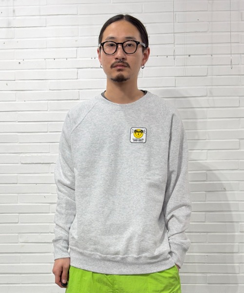 DIET BUTCHER SLIM SKIN（ダイエットブッチャースリムスキン）の「DIET BUTCHER SLIM SKIN / RADIAL SWEAT / ダイエットブッチャースリムスキン（スウェット・メンズ・ヘザーグレー/オリーブ/ライトピンク/サックスブルー/パープル・M/L）」の2枚目の写真