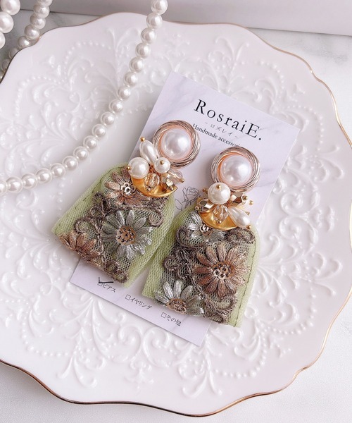 tone(トーン)の「【RosraiE】レトロパール グリーンインド刺繍リボン ピアス(MA)(ピアス(両耳用)・レディース・グリーン・FREE)」の2枚目の写真
