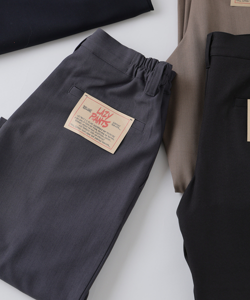 JOURNAL STANDARD relume（ジャーナルスタンダード　レリューム）の「バルジ ツイル 1タック ”レイジー” スラックス（スラックス・メンズ・チャコールグレー/ベージュ系その他/ブラック/ネイビー・LARGE/MEDIUM/SMALL）」の6枚目の写真