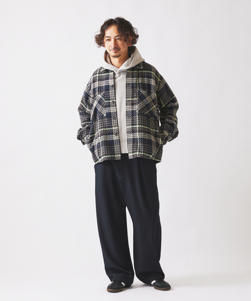 JOURNAL STANDARD relume（ジャーナルスタンダード　レリューム）の「バルジ ツイル 1タック ”レイジー” スラックス（スラックス・メンズ・チャコールグレー/ベージュ系その他/ブラック/ネイビー・LARGE/MEDIUM/SMALL）」の13枚目の写真