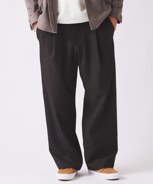 JOURNAL STANDARD relume（ジャーナルスタンダード　レリューム）の「バルジ ツイル 1タック ”レイジー” スラックス（スラックス・メンズ・チャコールグレー/ベージュ系その他/ブラック/ネイビー・LARGE/MEDIUM/SMALL）」の16枚目の写真