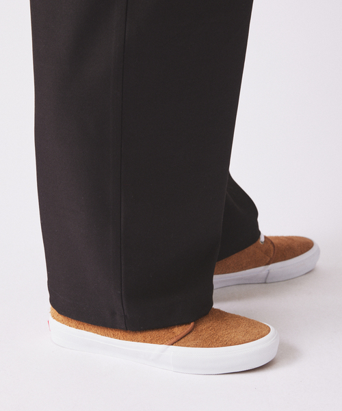 JOURNAL STANDARD relume（ジャーナルスタンダード　レリューム）の「バルジ ツイル 1タック ”レイジー” スラックス（スラックス・メンズ・チャコールグレー/ベージュ系その他/ブラック/ネイビー・LARGE/MEDIUM/SMALL）」の19枚目の写真