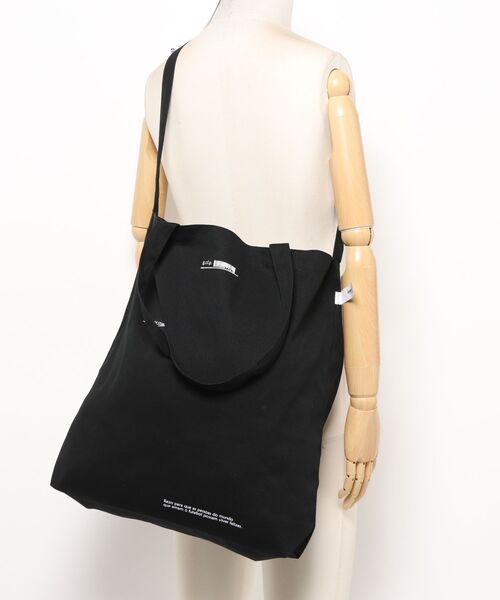 GRANDE FOOTBALL PRODUCTS(グランデフットボールプロダクツ)の「GRANDE.F.P スキャッタードロゴ.キャンバス2-WAYトートBAG(トートバッグ・レディース・ライトグレー/キナリ・ONE SIZE)」の16枚目の写真