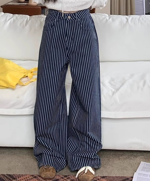 NANEA(ナネア)の「ストライプワイドデニムパンツ(デニムパンツ・レディース・ブルー・LARGE/SMALL/MEDIUM)」の1枚目の写真