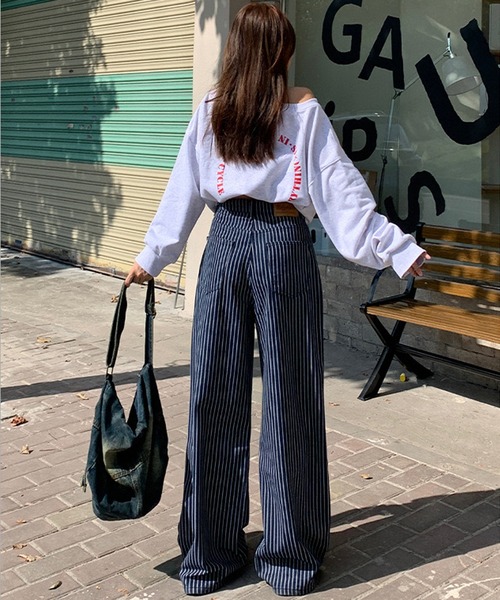 NANEA(ナネア)の「ストライプワイドデニムパンツ(デニムパンツ・レディース・ブルー・LARGE/SMALL/MEDIUM)」の7枚目の写真