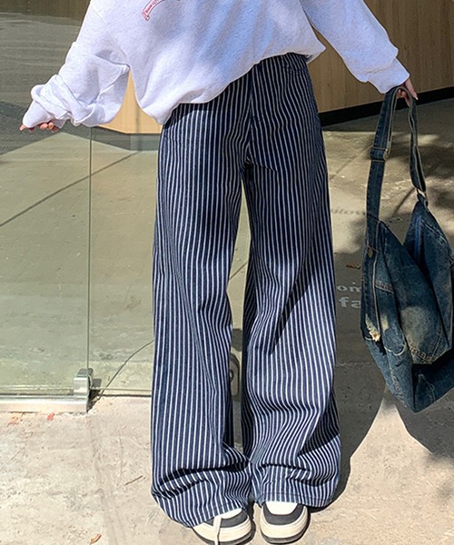 NANEA(ナネア)の「ストライプワイドデニムパンツ(デニムパンツ・レディース・ブルー・LARGE/SMALL/MEDIUM)」の4枚目の写真