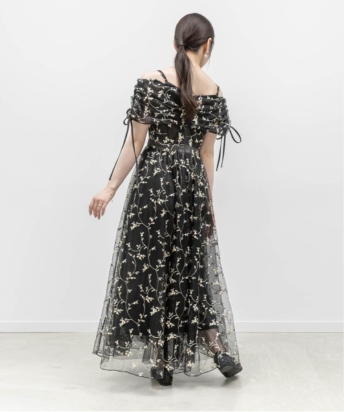 Flower Collection】フラワー刺繍オフショルキャミワンピース