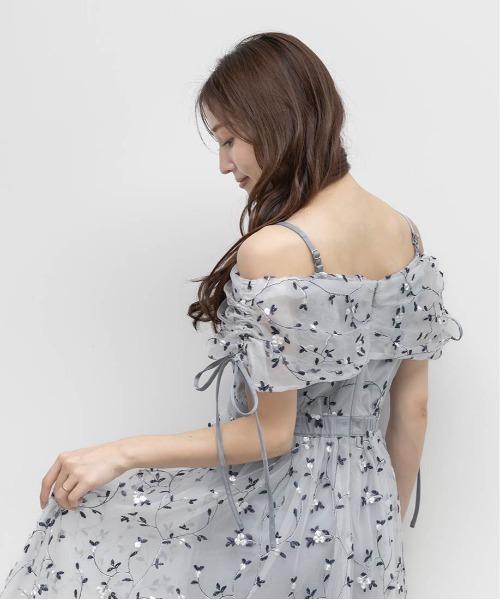 Flower Collection】フラワー刺繍オフショルキャミワンピース
