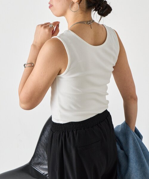 Jena espace merveilleux（ジェナ　エスパスメルヴェイユ）の「【垢抜けインナー】リブタンクトップ（キャミソール・レディース・オフホワイト/グレー/ベージュ・FREE）」の8枚目の写真