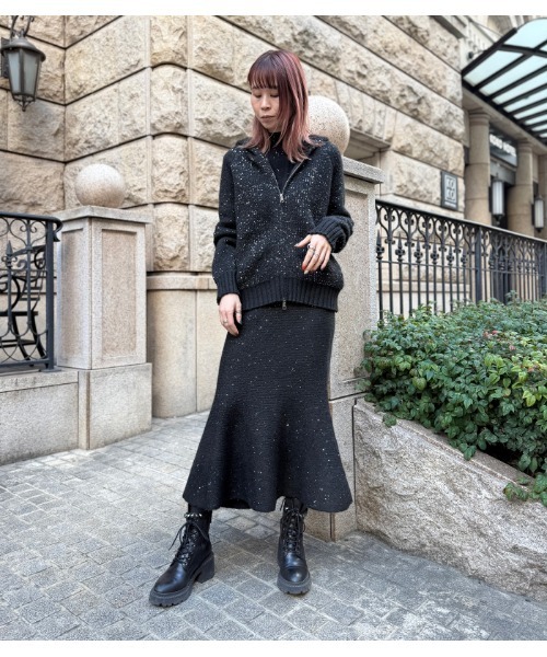 Desert　Rose（デザートローズ）の「【DESERT ROSE/デザートローズ】ラメスパンコールマーメイドニットスカート（スカート・レディース・ブラック/グレー・FREE）」の3枚目の写真