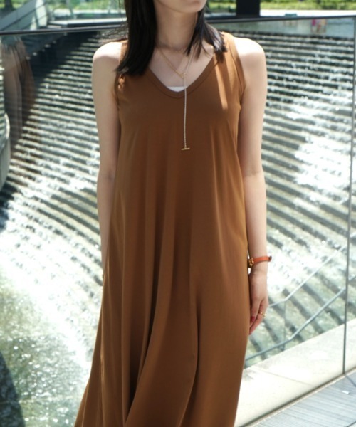 Demi-Luxe BEAMS(デミルクス ビームス)の「【8/6値下げ】AK+1 / 2WAY フレア ワンピース(ワンピース・レディース・ブラウン系その他4/ブラック・38/36)」の1枚目の写真