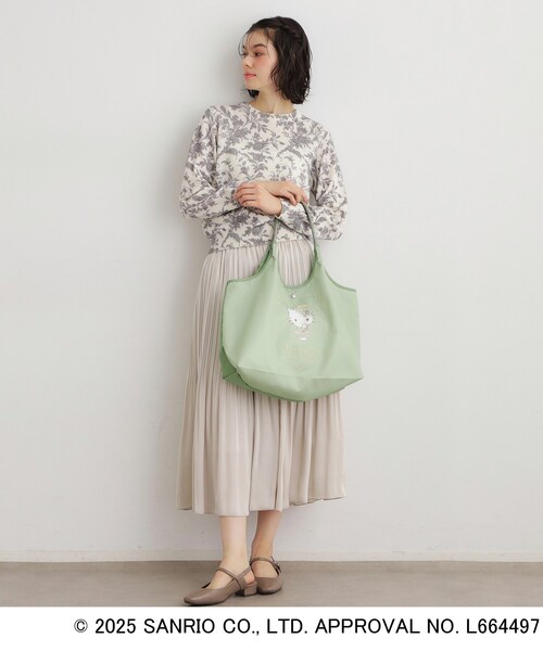LAURA ASHLEY(ローラアシュレイ)の「【WEB限定/サンリオキャラクターズ コラボ】ハローキティ トートバッグ(トートバッグ・レディース・グリーン・00)」の3枚目の写真