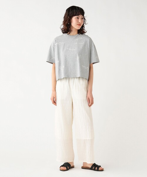 BEAMS HEART(ビームスハート)の「ランダムロゴ Tシャツ(Tシャツ/カットソー・レディース・チャコールグレー/オフホワイト/グレー・FREE)」の5枚目の写真