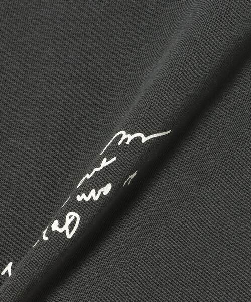 BEAMS HEART(ビームスハート)の「ランダムロゴ Tシャツ(Tシャツ/カットソー・レディース・チャコールグレー/オフホワイト/グレー・FREE)」の21枚目の写真
