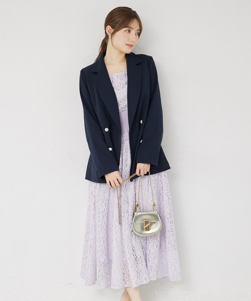 tocco closet(トッコ クローゼット)の「ビジュー釦ダブルジャケット(テーラードジャケット・レディース・ベージュ/ダークネイビー・M)」の17枚目の写真