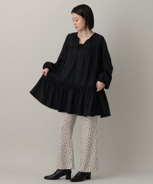 A part by（アパートバイ）の「コバナガラセミフレアパンツ（その他パンツ・レディース・ブラック/ベージュ・FREE）」の5枚目の写真