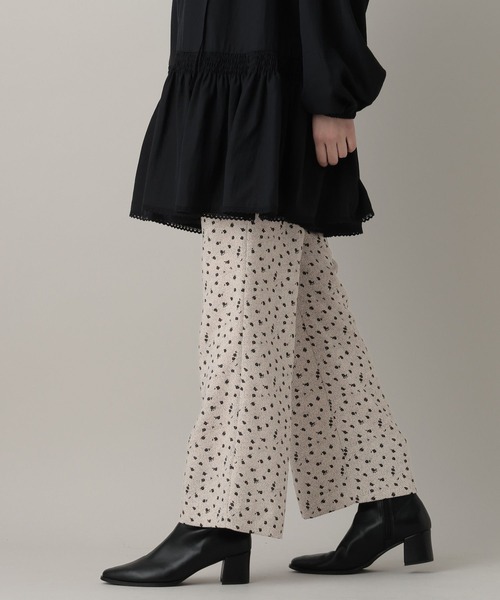 A part by（アパートバイ）の「コバナガラセミフレアパンツ（その他パンツ・レディース・ブラック/ベージュ・FREE）」の7枚目の写真