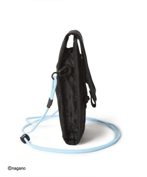 NEW ERA(ニューエラ)の「NEW ERA/ニューエラ スクエアネックポーチ 0.3L ちいかわ / ちいかわ・ハチワレ・うさぎ ブラック 14864481(ショルダーバッグ・メンズ・ブラック・FREE)」の4枚目の写真