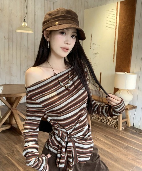 Ritzy(リッツィー)の「オフショルダー ストライプトップス(Tシャツ/カットソー・レディース・ブラック/ブラウン・M)」の22枚目の写真