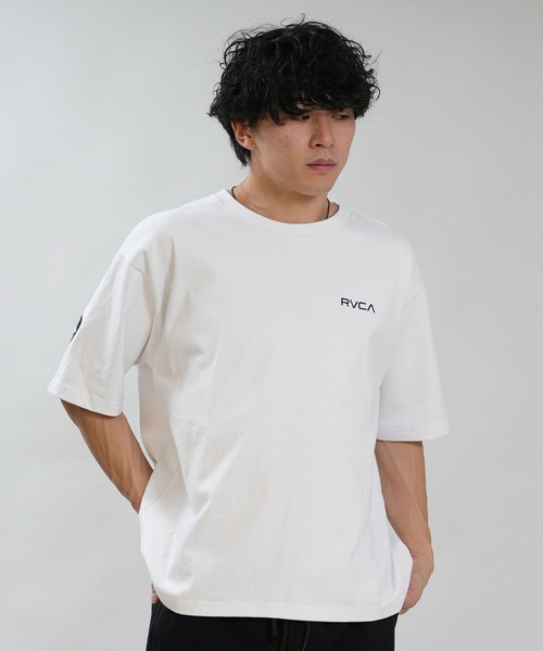 RVCA(ルーカ)の「RVCA/ルーカ メンズ 半袖 Tシャツ BACK SIDE ARCH SS BG041210(Tシャツ/カットソー・メンズ・ホワイト/スミクロ/カーキブラウン・M/S/L)」の5枚目の写真