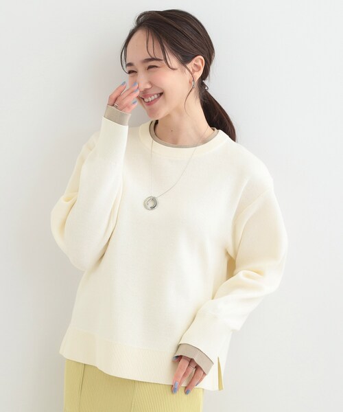 SHOO・LA・RUE(シューラルー)の「配色が上品 スウェットライクニット(ニット/セーター・レディース・アイボリー/グレー/ベビーピンク/ネイビー・01/04/03/02)」の12枚目の写真