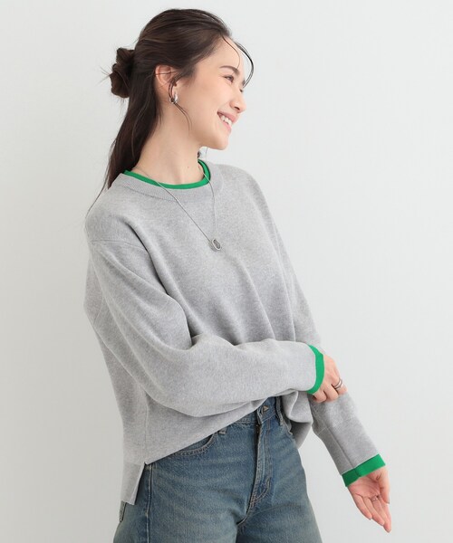 SHOO・LA・RUE(シューラルー)の「配色が上品 スウェットライクニット(ニット/セーター・レディース・アイボリー/グレー/ベビーピンク/ネイビー・01/04/03/02)」の16枚目の写真