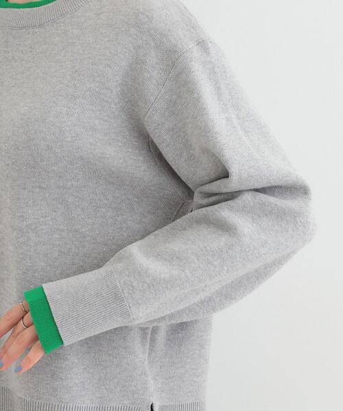 SHOO・LA・RUE(シューラルー)の「配色が上品 スウェットライクニット(ニット/セーター・レディース・アイボリー/グレー/ベビーピンク/ネイビー・01/04/03/02)」の10枚目の写真