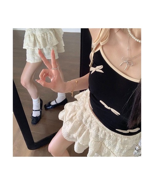 Nia(ニア)の「Nia(ニア)/レイヤード レースミニスカート(スカート・レディース・ホワイト/アイボリー/ブラック・SMALL/MEDIUM)」の7枚目の写真