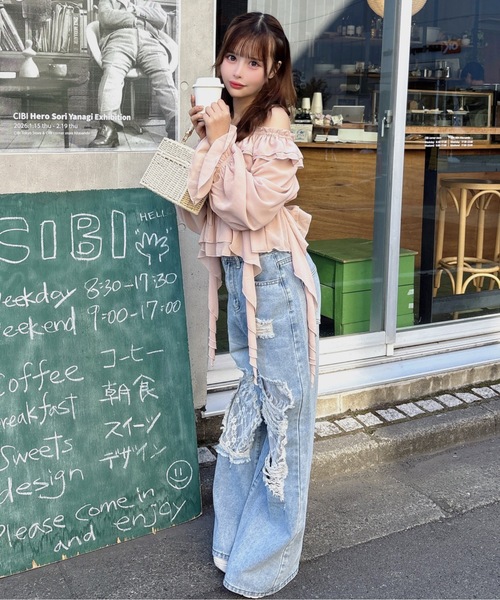 one way(ワンウェイ)の「レースダメージデニム(デニムパンツ・レディース・ブラック/ブルー・MEDIUM/LARGE)」の13枚目の写真