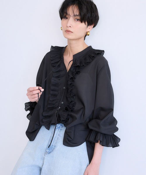 BARNYARDSTORM（バンヤードストーム）の「BARNYARDSTORM / フリルフルフルブラウス【『ネルソンさん』YouTubeご紹介アイテム】（シャツ/ブラウス・レディース・ホワイト/ブラック・FREE）」の3枚目の写真