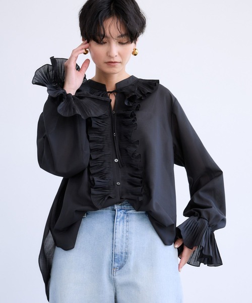 BARNYARDSTORM（バンヤードストーム）の「BARNYARDSTORM / フリルフルフルブラウス【『ネルソンさん』YouTubeご紹介アイテム】（シャツ/ブラウス・レディース・ホワイト/ブラック・FREE）」の4枚目の写真