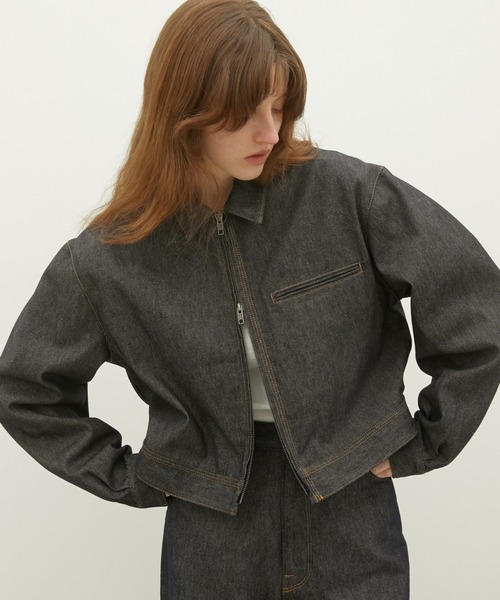 LA PEAU DE GEM（ラポドゥジェム）の「【LA PEAU DE GEM】box denim blouson/ボックスシルエットデニムブルゾン（デニムジャケット・レディース・ブルー・FREE）」の3枚目の写真