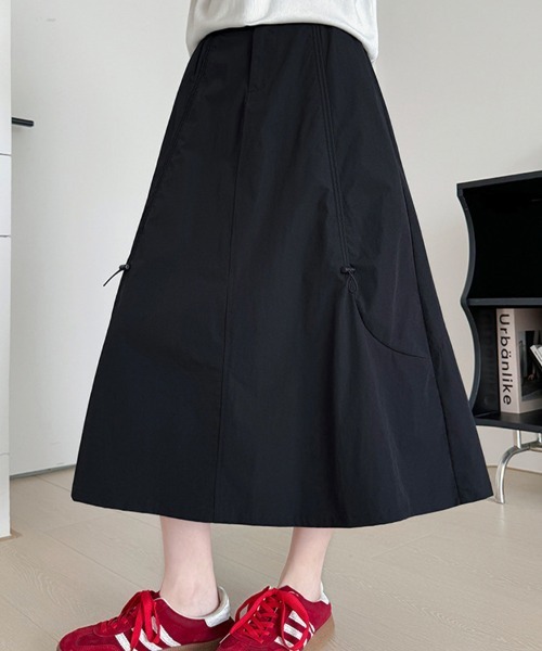 Flugge(フラッジー)の「ナイロンギャザースカート(スカート・レディース・ブラック/グレー・LARGE/MEDIUM)」の5枚目の写真