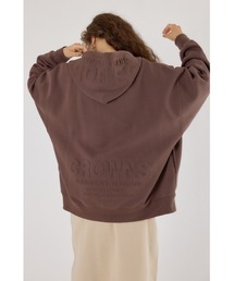 RODEO CROWNS WIDE BOWL（ロデオクラウンズワイドボウル）の「エンボスBIG ZIPパーカー（パーカー）」