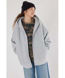 RODEO CROWNS WIDE BOWL（ロデオクラウンズワイドボウル）の「エンボスBIG ZIPパーカー（パーカー）」