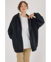 RODEO CROWNS WIDE BOWL（ロデオクラウンズワイドボウル）の「エンボスBIG ZIPパーカー（パーカー）」