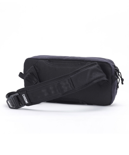 CHROME（クローム）の「［ CHROME / クローム ］MINI KADET SLING BAG BCVL_BLACK CANVAS LEATHER / ミニ カデット スリング バッグ ブラック キャンバス レザー 耐水 5L ボディバッグ（ボディバッグ/ウエストポーチ・メンズ・ブラック系その他・FREE）」の4枚目の写真
