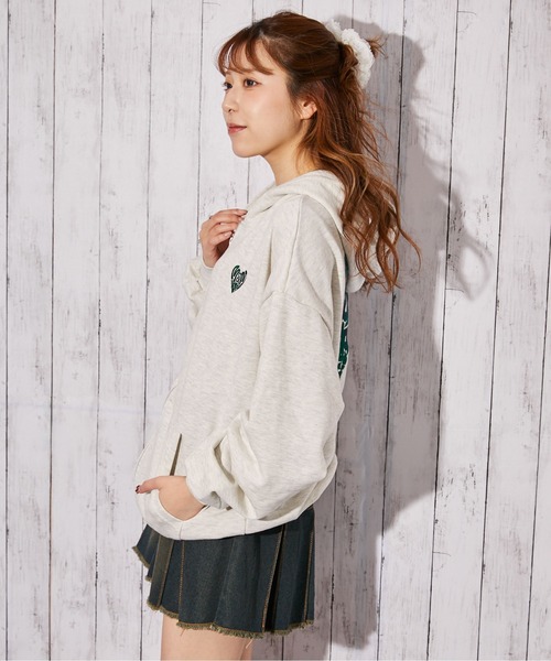 GORGE(ゴージ)の「《チェック柄ワッペン・裏起毛》パーカー/カジュアル×ストリート/春秋冬/全3色(パーカー・レディース・スミクロ/オートミール/グレー・F)」の14枚目の写真