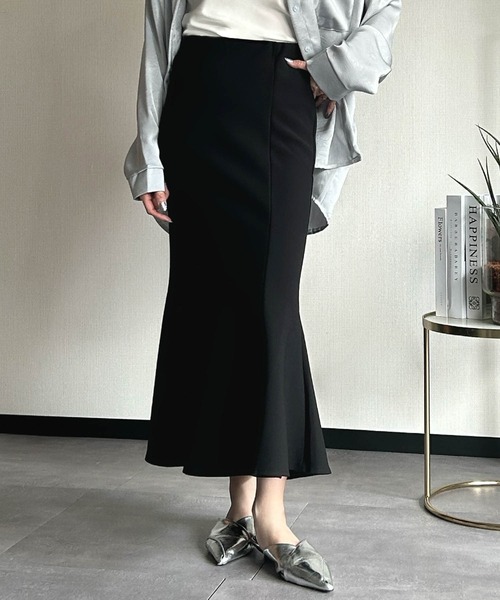 LOWO(ロワ)の「ロングマーメイドスカート(スカート・レディース・ブラック・S/M/L)」の1枚目の写真
