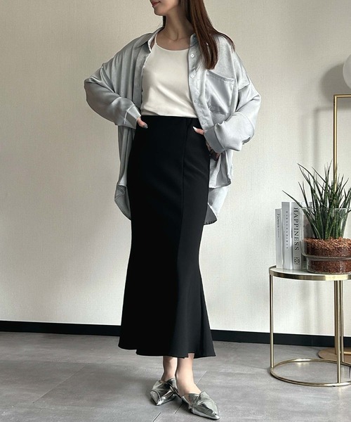LOWO(ロワ)の「ロングマーメイドスカート(スカート・レディース・ブラック・S/M/L)」の2枚目の写真