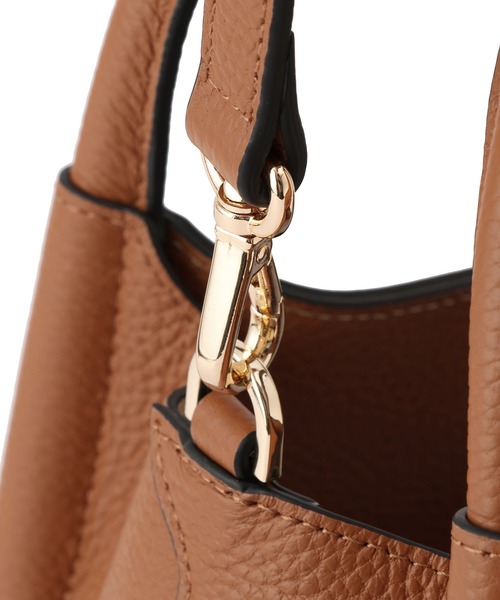 ROPE'（ロペ）の「2WAYキューブボックスレザーハンドバッグ（ハンドバッグ・レディース・キャメル/チャコールグレー/ブラック・FREE）」の7枚目の写真