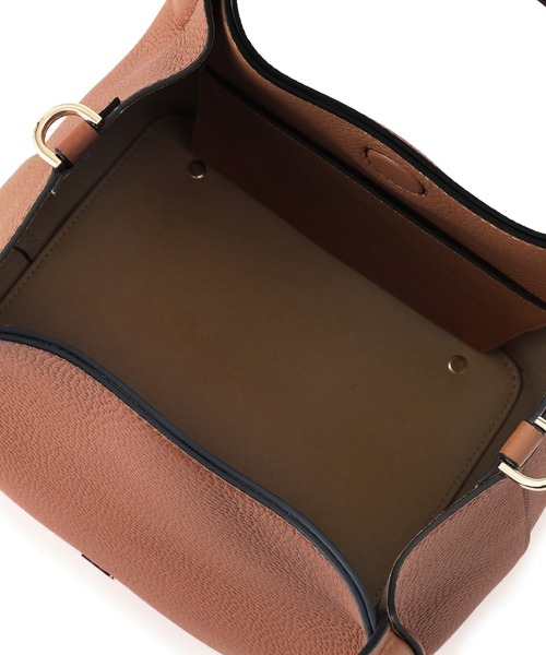 ROPE'（ロペ）の「2WAYキューブボックスレザーハンドバッグ（ハンドバッグ・レディース・キャメル/チャコールグレー/ブラック・FREE）」の11枚目の写真