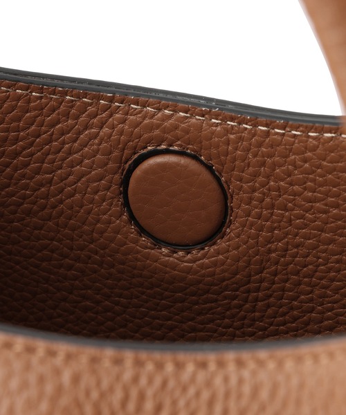 ROPE'（ロペ）の「2WAYキューブボックスレザーハンドバッグ（ハンドバッグ・レディース・キャメル/チャコールグレー/ブラック・FREE）」の13枚目の写真