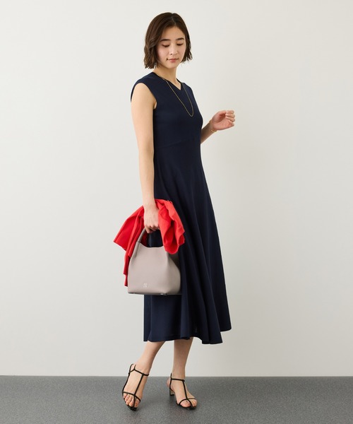 ROPE'（ロペ）の「2WAYキューブボックスレザーハンドバッグ（ハンドバッグ・レディース・キャメル/チャコールグレー/ブラック・FREE）」の16枚目の写真