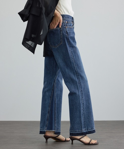 SALON adam et rope'(サロン アダム エ ロペ)の「COTTON USAセミフレアデニム 4(デニムパンツ・レディース・ブルー系その他6/サックスブルー・X-SMALL/S/M)」の16枚目の写真