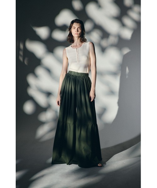 RIM.ARK（リムアーク）の「【PRE ORDER】Round neck hook tank ラウンドネック フック タンク（タンクトップ・レディース・ライトカーキ/アイボリー/ブラック/グレー・FREE）」の11枚目の写真